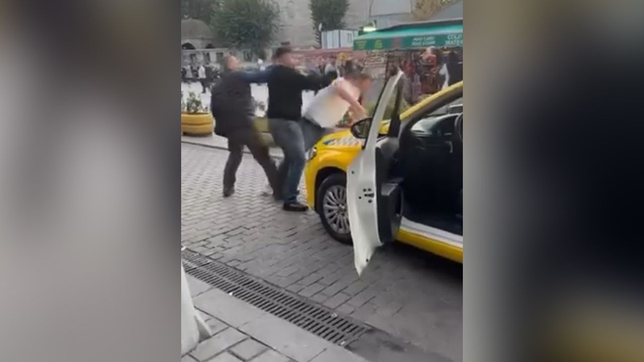 İstanbul'da taksi şoförleri arasında yolcu alma kavgası çıktı