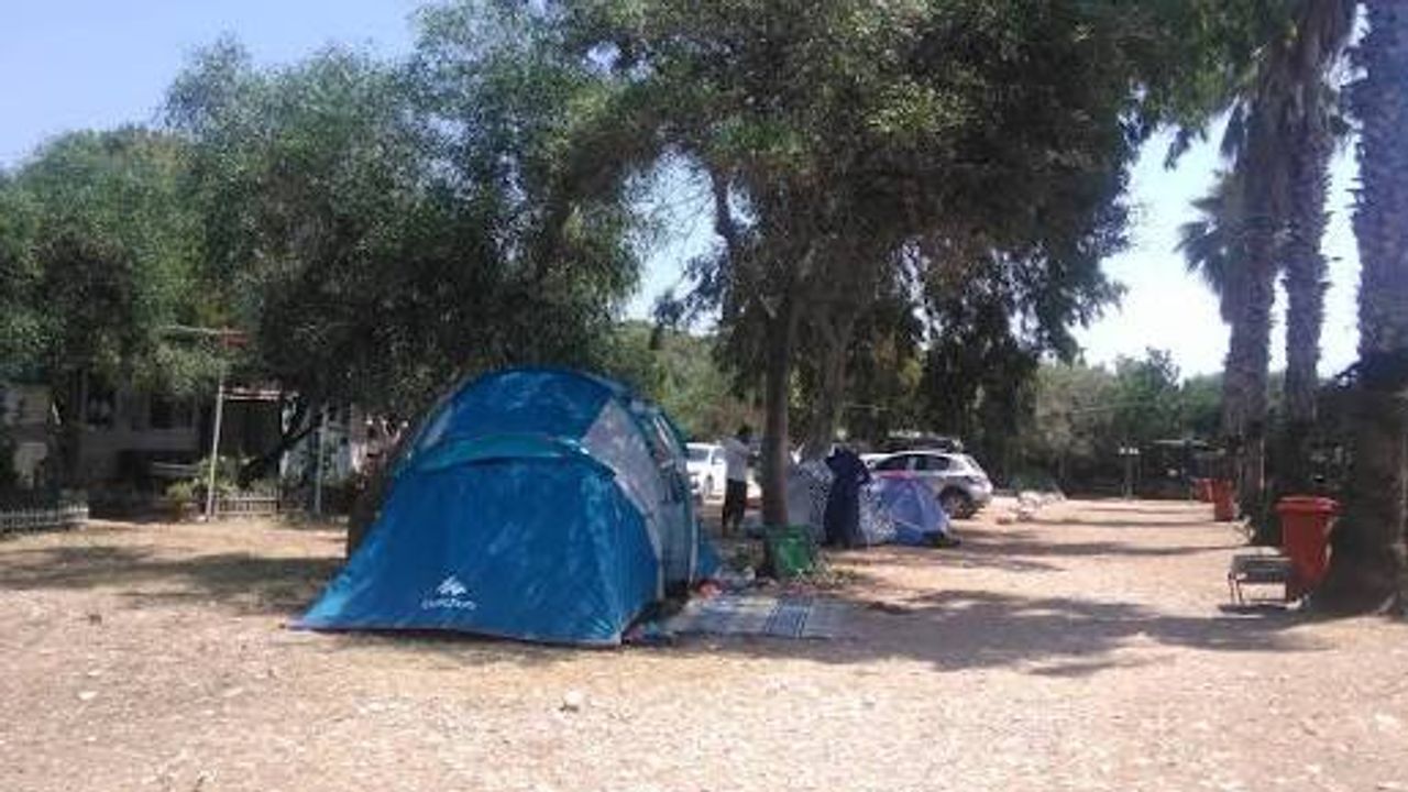Venüs Kamp, Menderes Ahmetbeyli'nde denize sıfır konumda