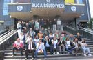 Buca'da memurlar iş bıraktı: Belediye önünde oturma eylemi başlatıldı