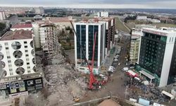 Depremde yıkılan Galeria sitesi'nin müteahhidi Ankara'da yakalandı!