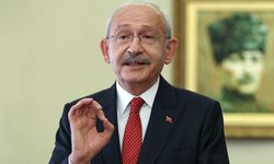 Kemal Kılıçdaroğlu seccadeye bastığı için özür diledi!
