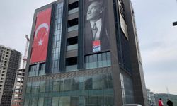 CHP İstanbul İl Başkanlığı önünde silah sesleri