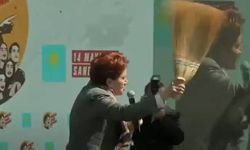 Meral Akşener mitingde eline süpürgeyi aldı ve..