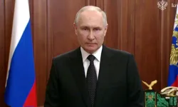 Putin, ülkede cinsiyet değişikliğini resmen yasakladı!