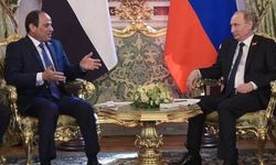 Herkes bu görüntüleri konuşuyor: Sisi, Putin'i böyle bekletti!