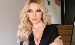 Hadise ayna karşısında bikinisiyle poz verdi