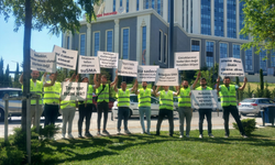 SMA hastası bebeklerin babaları 3 gündür Sağlık Bakanlığı önünde eylem yapıyor