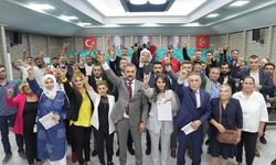 Ayhan Türk ve beraberindeki eski Zafer Partililer MHP'ye katıldı