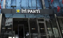 İYİ Partili o isim istifa etti!