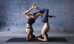 Acro Yoga Nedir, Acro Yoga Nasıl Yapılır?