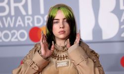 Dünyaca ünlü şarkıcı Billie Eilish: Kimse erkeklerin vücudu hakkında yorum yapmıyor