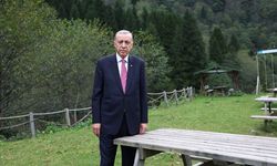Erdoğan, Rize'de hemşerileriyle buluştu! Bilal Erdoğan fotoğrafçılık yaptı