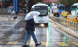 Meteorolojiden sarı ve turuncu kodlu uyarı: Sert yağış geliyor