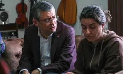 CHP lideri Özgür Özel, moto kurye Göçer'in ailesini ziyaret etti