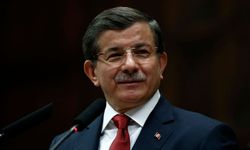Ahmet Davutoğlu Cumhurbaşkanı adayı olacağını duyurdu!