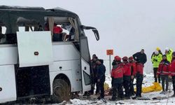 Kars'ta yolcu otobüsü faciası! Ölü ve yaralılar var...