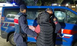 İzmir merkezli 9 ilde büyük operasyon! 9 şahıs tutuklandı