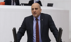 Ahmet Şık'tan flaş sözler: Meclisi terk edelim! AKP ve MHP tek kalsın