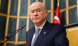 DEM Partililerle tokalaşan Devlet Bahçeli: Biz dümenden el uzatmayız