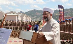 Diyanet İşleri Başkanı Ali Erbaş, Jandarma Komutanlığında cami temeli attı