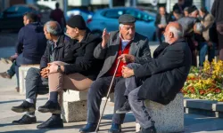 Emekli maaşına ne kadar zam gelecek? Uzman isimler açıkladı