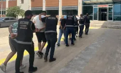 İzmir dahil 7 ilde IBAN kiralama ağına operasyon: 3 milyar TL hareket tespit edildi