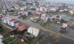 Dikili'de sel felaketi havadan görüntülendi: Yağmur dindi, sular çekilmedi