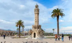 İzmir güne sıcak havayla başladı: İlçelerde 38 derece alarmı