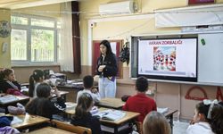 İzmir Büyükşehir Belediyesi akran zorbalığına karşı nezaket eğitimi başlattı
