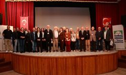Foça’da tarım zirvesi: Gediz kirliliği üretimi tehdit ediyor!