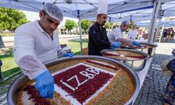 İzmir’de muharrem dayanışması binlerce kişiye ulaştı