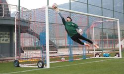 Altınordu’nun kalecisi Süper Lig’e gidiyor