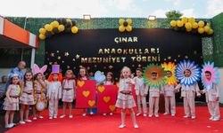 Buca’da minikler ilk mezuniyet heyecanını yaşadı