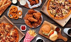 Ünlü fast food zincirinde 'kurtlu tavuklu ürün' iddiası... Şirketten yanıt geldi!