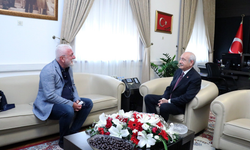 Onur Akın, Kemal Kılıçdaroğlu'na rest çekti: "Şarkılarımı kullanmamanızı ve kaldırmanızı istiyorum"