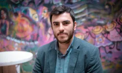 75 gün sonra hakim karşısına çıkan gazeteci İsmail Arı’nın ilk duruşmasında tahliye kararı çıktı