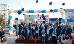 Karabağlar'ın İleri Yaş Akademileri, ilk mezunlarını verdi!