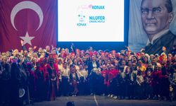 Konak’ın Halk Oyunları Şenliği 20. yıl gururu yaşattı