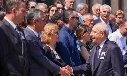 Tokalaştıkları görüldü... Kılıçdaroğlu ile Özel aynı karede