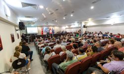 Karşıyaka’da kentsel dönüşüm zirvesi: Uzmanlar vatandaşlarla buluştu