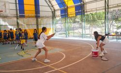 Seferihisar’da 600 çocuk yaz tatilini sporla değerlendiriyor