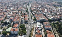 İzmir'in en işlek noktalarından biri... O cadde baştan sona yenilendi!