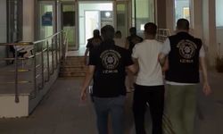 Bornova’da sentetik ecza operasyonu: 3 kişi gözaltında