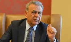Aziz Kocaoğlu CHP'den istifa etti: Ayrılığın geçici olduğunu söyledi