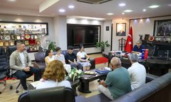 Buca'da Başkan Vekili Benzer LGS şampiyonlarını ağırladı