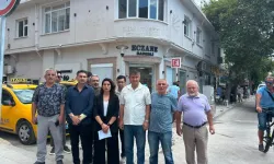 CHP Dikili’de bina tartışması…15 metrekarelik odayı ilçe binası diye gösterdiler!