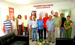 Çeşme siyasetinde kritik kopuş: Eski CHP yöneticileri istifa etti