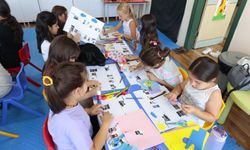 İzmirli minikler hem eğleniyor hem öğreniyor: Çocuklara dolu dolu yaz programı
