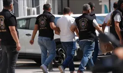 İzmir dahil 12 ildeki kamu görevlilerine suç örgütü operasyonu: 37 şüpheli hakimlikte