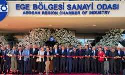 EBSO’nun yeni hizmet binası İzmir’de törenle açıldı